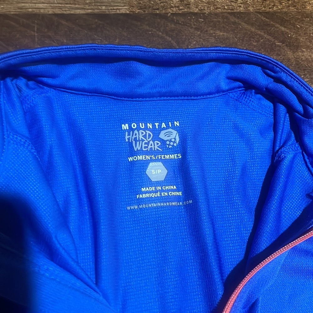 Mountain Hardwear 1/4 Zip Shirt Women’s S/P - Picture 3 of 10